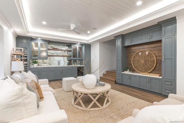 462 & 466 Westbourne St., La Jolla CA: https://media.crmls.org/mediaz/390dd9b8-1f4e-4f7e-80d4-e88a1b83af91.jpg