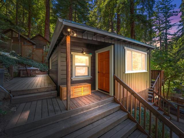 9540 E Zayante Road, Felton CA: https://media.crmls.org/mediaz/390fc0df-02c5-4f43-8450-81fbbabe9387.jpg