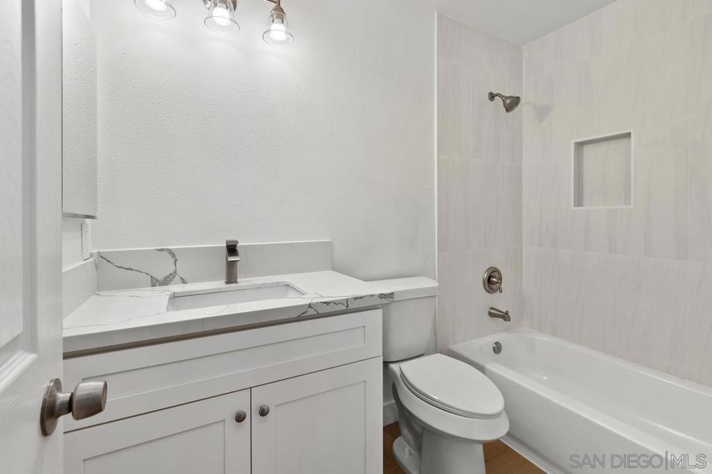 4230 48th St - photo 20
