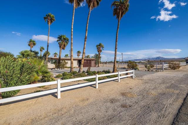 Detail Gallery Image 6 of 34 For 3483 Swinging V Rd, Borrego Springs,  CA 92004 - 2 Beds | 1 Baths