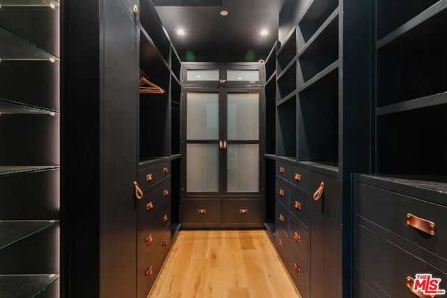 11734 Huston Street, Valley Village CA: https://media.crmls.org/mediaz/3910c605-3549-4a66-8223-e9eae1994420.jpg