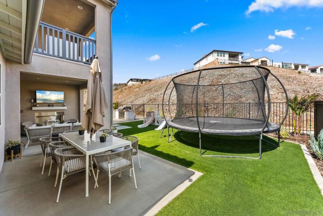 Image 42 of 51 For 1567 Corte Botanicas