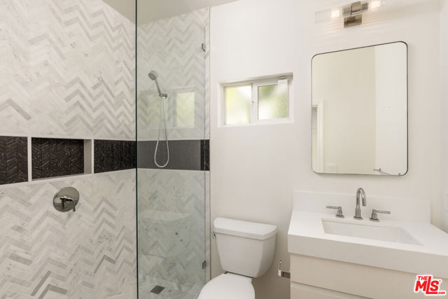 7676 Coldwater Canyon Court, North Hollywood CA: https://media.crmls.org/mediaz/3911fb5f-a497-4188-b7d7-156a2eeeb5df.jpg