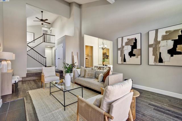 4374 Valley Ave, Pleasanton CA: https://media.crmls.org/mediaz/39142a22-4fd1-46bb-9e4f-f51a8b5aefd4.jpg