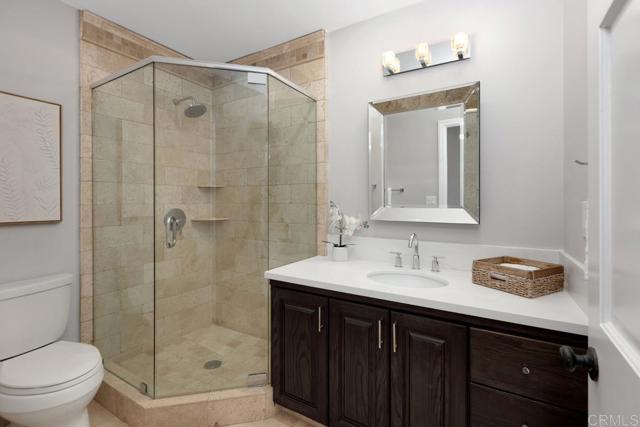 5918 Germaine Lane, La Jolla CA: https://media.crmls.org/mediaz/39174078-cfe9-461c-b0c6-a12c9d0f13ef.jpg