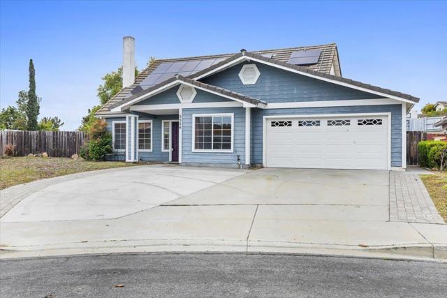 5356 Malcolm St, Oceanside CA: https://media.crmls.org/mediaz/3917b6a8-0bd4-49ed-aed5-6c08ab629431.jpg