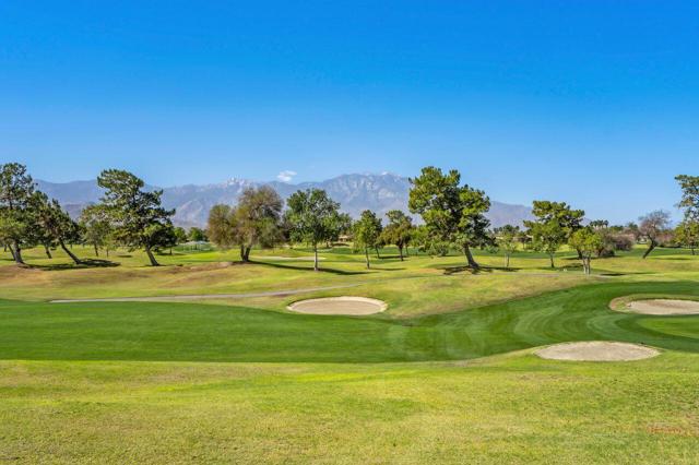 36 Colonial Drive, Rancho Mirage CA: https://media.crmls.org/mediaz/3917ca38-574d-4f1d-a9e0-0b5110034172.jpg