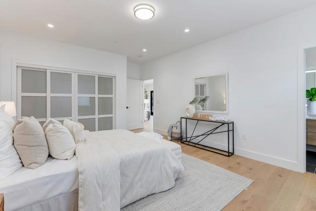 827 S Idaho Street, San Mateo CA: https://media.crmls.org/mediaz/3918d0f0-2cdf-4fd3-bb8e-e29be5c0e611.jpg