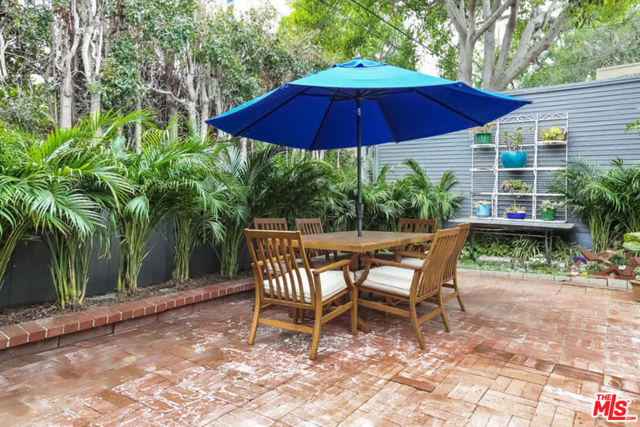 9016 Dicks Street, West Hollywood CA: https://media.crmls.org/mediaz/3918dd6e-75d4-4f88-bfa4-6f853861a7c3.jpg