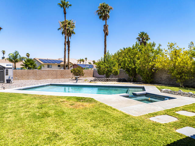 68790 Minerva Road, Cathedral City CA: https://media.crmls.org/mediaz/39194f9d-cf44-4b51-9c95-43c9169b95d3.jpg