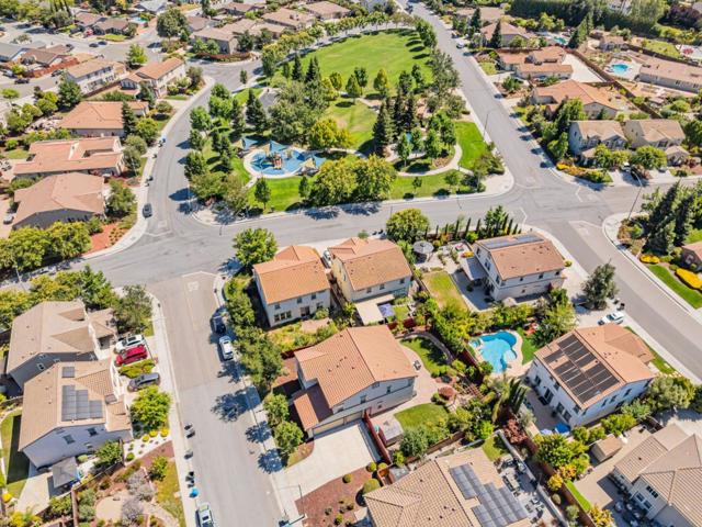 17425 Shelton Way, Morgan Hill CA: https://media.crmls.org/mediaz/391a316f-1526-40f5-ad64-7d8ae78d52e7.jpg