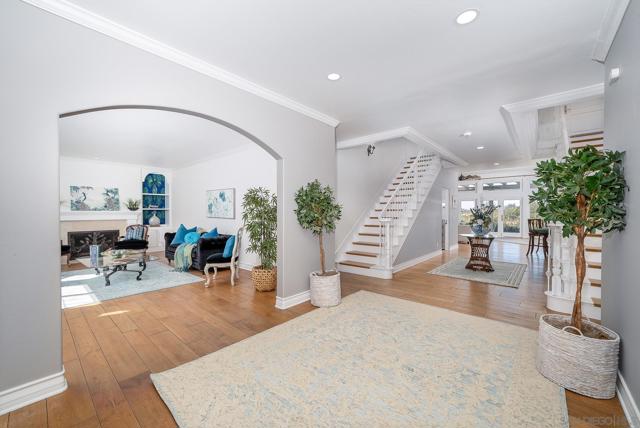 5 Rolling View Lane, Fallbrook CA: https://media.crmls.org/mediaz/391a4177-c539-44ae-b5dc-ec969cb3be5a.jpg