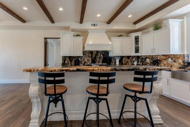 8440 Lovers Lane, Hollister CA: https://media.crmls.org/mediaz/391af1af-db6e-447f-a9a0-8c6519ec13ef.jpg