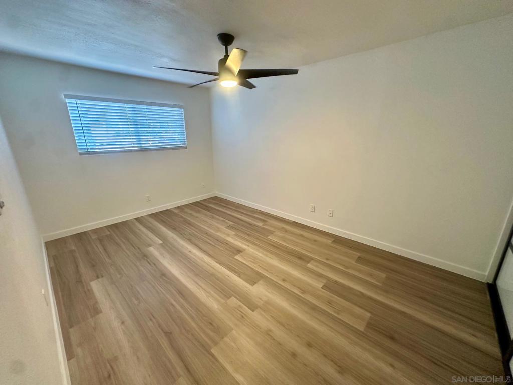 MLS #250043036SD image #9