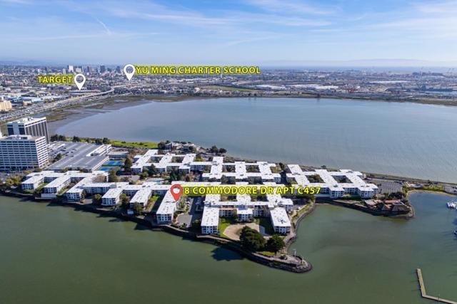 8 Commodore Drive, Emeryville CA: https://media.crmls.org/mediaz/391ba3e4-b580-4204-858c-88b8788b6dcb.jpg