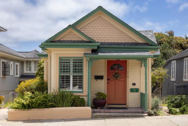 119 Fountain Avenue, Pacific Grove CA: https://media.crmls.org/mediaz/391c6999-d392-47a5-8c8e-8d1728b8e3ab.jpg