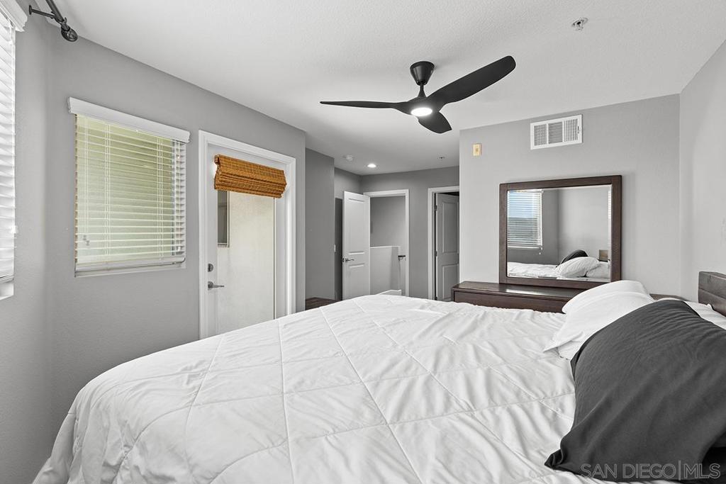 687 Coast Highway 101 - photo 18