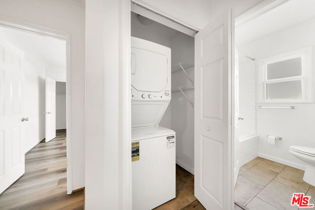 139 N Harper Avenue, Los Angeles CA: https://media.crmls.org/mediaz/391d2980-1487-4a98-91cd-8cd13db03bbb.jpg