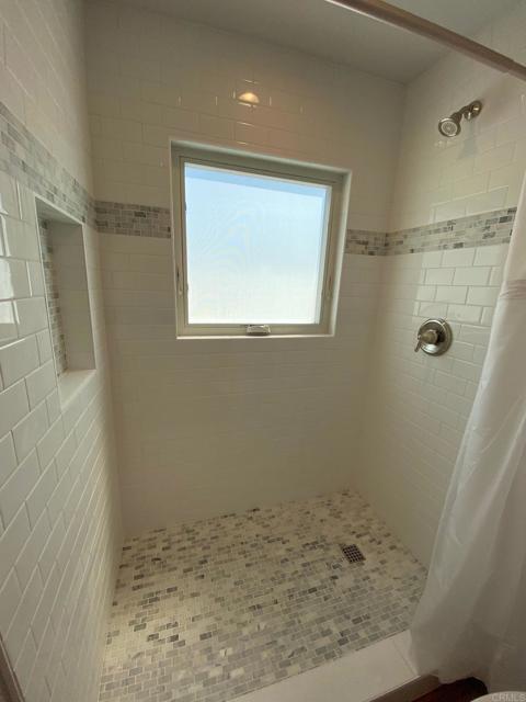 Image 14 of 19 For 2944 Gobat Avenue 1