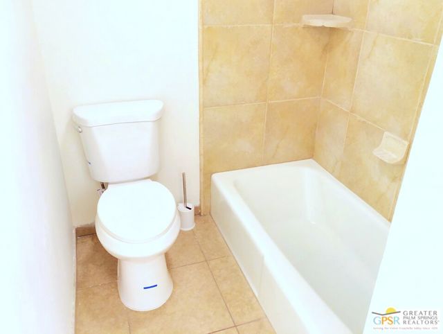 1655 E Palm Canyon Drive, Palm Springs CA: https://media.crmls.org/mediaz/391f160a-4196-45a7-af27-3402078b7186.jpg