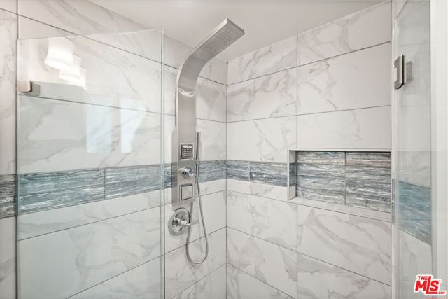 7152 Pomelo Drive, West Hills CA: https://media.crmls.org/mediaz/391f456d-f67d-4812-878b-03934b6a193c.jpg