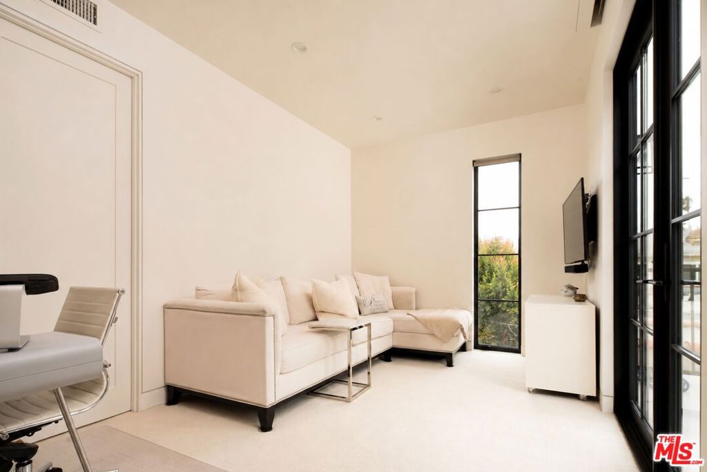MLS #26856469 image #6