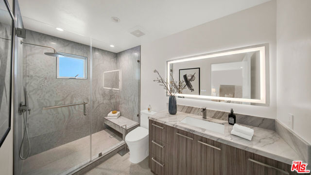 Drew Fenton | 11601 Bellagio Road Los Angeles CA | MLS: 7559870