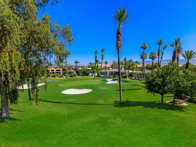 12115 Turnberry Drive, Rancho Mirage CA: https://media.crmls.org/mediaz/391ff910-50bb-430f-9ee0-001a8c6fec2f.jpg