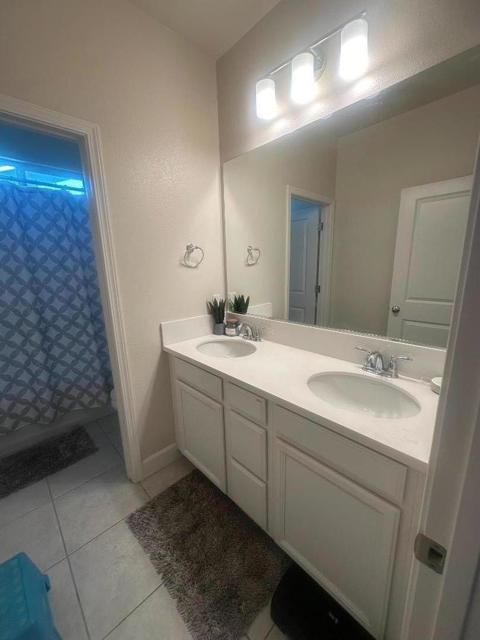 755 Alicante Drive, Hollister CA: https://media.crmls.org/mediaz/39202011-b049-4931-9f1d-ded8f65c7007.jpg