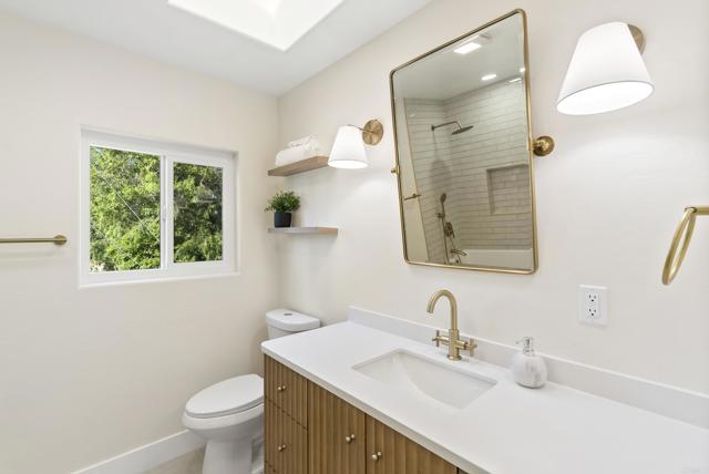 Detail Gallery Image 13 of 20 For 5170 Randlett Dr, La Mesa,  CA 91942 - 3 Beds | 2 Baths