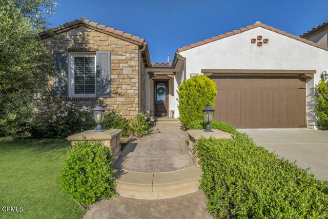 11806 Ricasoli Way, Porter Ranch CA: https://media.crmls.org/mediaz/39212ce0-a45e-4fbc-b326-c7ce475539d4.jpg
