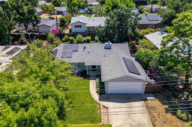 1337 Pennsylvania Blvd, Concord CA: https://media.crmls.org/mediaz/3921ea3c-836b-4b03-b009-1af7afc49b61.jpg