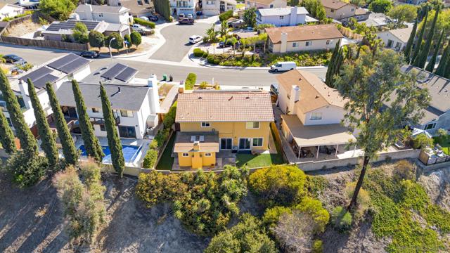 8128 Hillandale, San Diego CA: https://media.crmls.org/mediaz/3922db71-198b-4162-aab4-6aac3eae042a.jpg