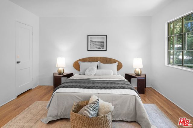 5443 1/2 Village, Los Angeles CA: https://media.crmls.org/mediaz/3922fe2c-edcc-4e50-90f3-1b15092d3a42.jpg
