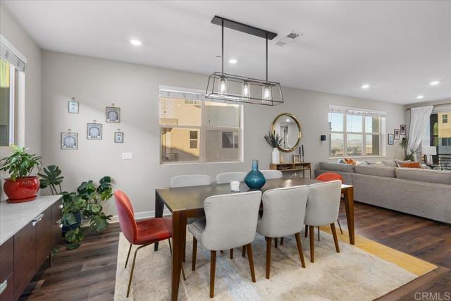 Detail Gallery Image 29 of 55 For 1840 Mint #6,  Chula Vista,  CA 91915 - 4 Beds | 3 Baths