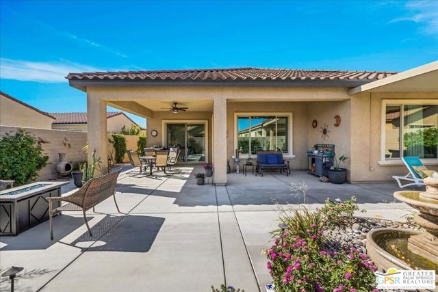 28 Chablis, Rancho Mirage CA: https://media.crmls.org/mediaz/39250a5e-a529-4087-b332-5f23df3626c2.jpg