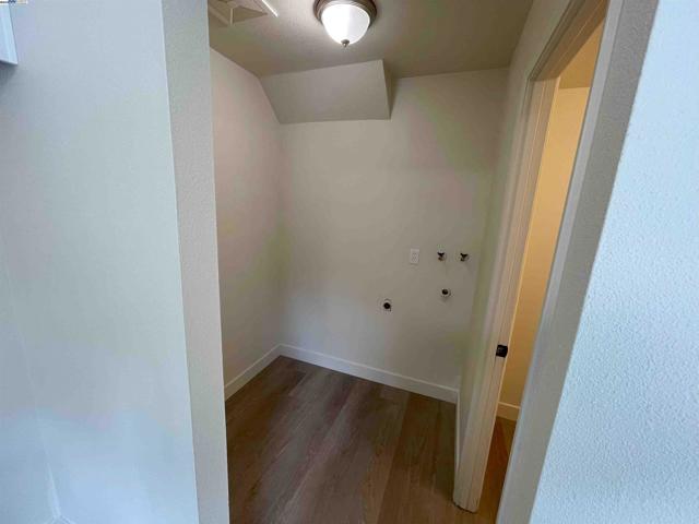 34552 Nantucket Cmn, Fremont CA: https://media.crmls.org/mediaz/392550cf-3deb-4747-b284-1a0fc1e87b65.jpg