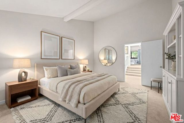 1622 Michael Lane, Pacific Palisades CA: https://media.crmls.org/mediaz/39257103-52d7-4b8d-a10a-315ef943cbb8.jpg