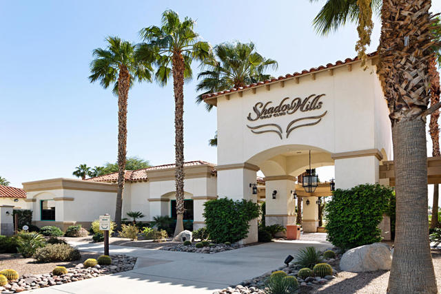81390 Corte Trigo, Indio CA: https://media.crmls.org/mediaz/39263860-b4f1-4690-9843-b8057282d916.jpg
