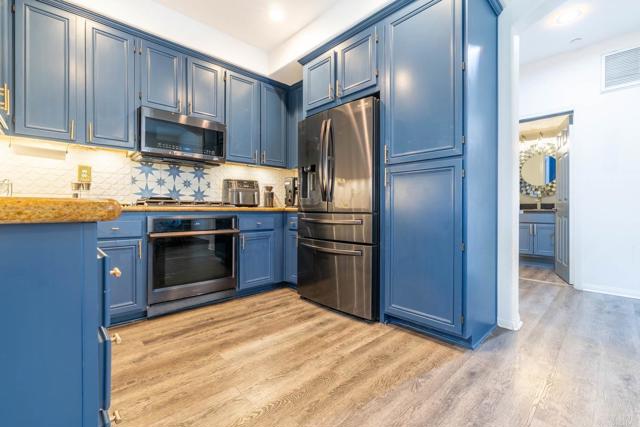 Detail Gallery Image 16 of 34 For 2772 Piantino Cir, San Diego,  CA 92108 - 2 Beds | 2 Baths