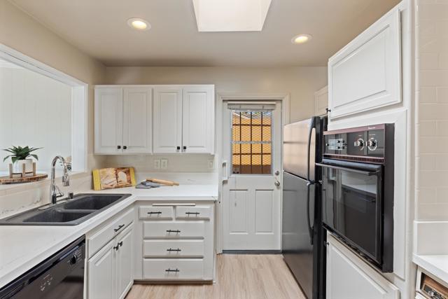 Detail Gallery Image 19 of 50 For 2614 Pheasant Dr, San Diego,  CA 92123 - 3 Beds | 2 Baths