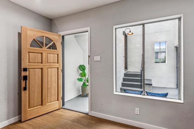 17221724 48th Avenue, San Francisco CA: https://media.crmls.org/mediaz/3926799e-2727-42f3-ae46-3a1d5fad6080.jpg