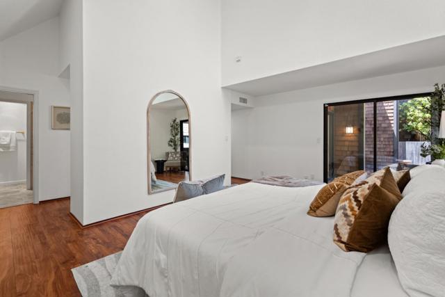 522 Thain Way, Palo Alto CA: https://media.crmls.org/mediaz/392778b9-a17b-45f1-913d-a2552d19a5e5.jpg