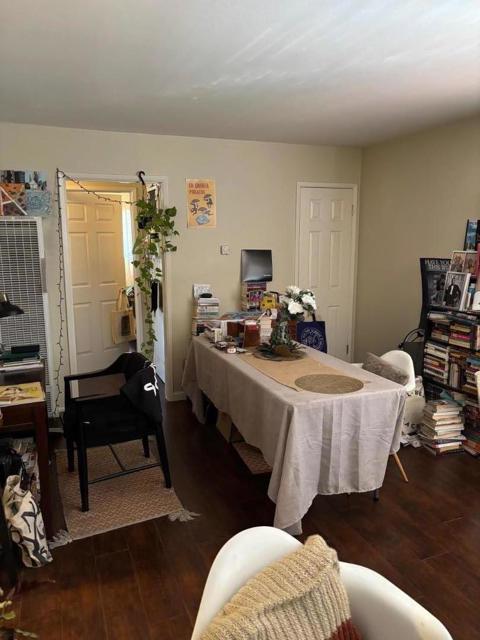 3207 Myles Court, San Jose CA: https://media.crmls.org/mediaz/3927e3cf-d356-464a-ad5a-72471ebdd26b.jpg
