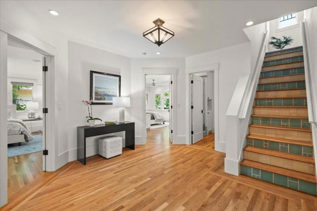 52 Myrtle Street, Redwood City CA: https://media.crmls.org/mediaz/39282d16-93a3-4a03-b797-60034a12765a.jpg