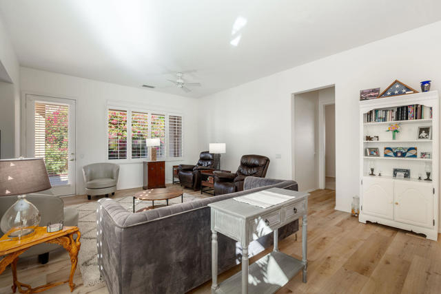 44719 Alexandria Vale, Indio CA: https://media.crmls.org/mediaz/39289002-f94a-4932-ad63-d63568ce3b79.jpg