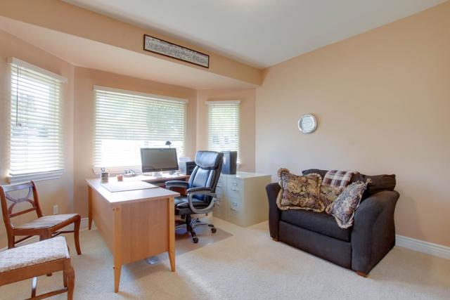 303 Taryn Court, Hollister CA: https://media.crmls.org/mediaz/3928be45-2690-4e97-b132-8b35b705f0f2.jpg