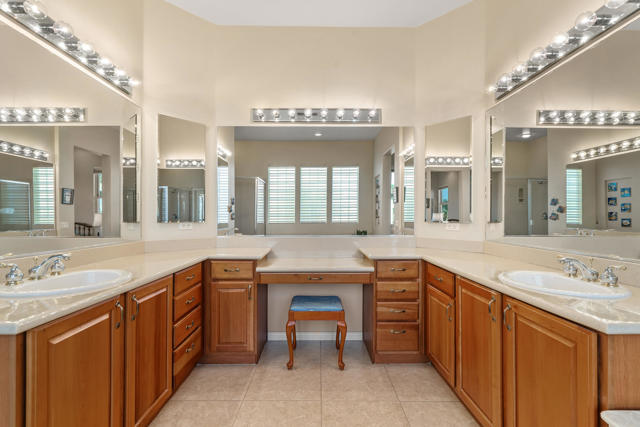 80610 Prestwick Place, Indio CA: https://media.crmls.org/mediaz/39291fc4-b4ef-4d08-b038-fa91651348ef.jpg