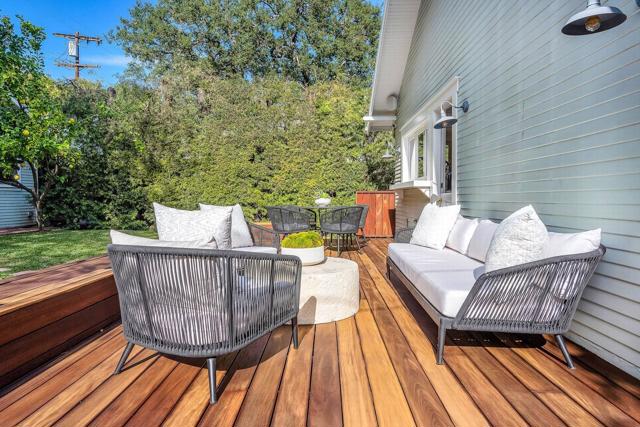 1403 N Orange Grove Avenue, West Hollywood CA: https://media.crmls.org/mediaz/392a7d72-e4a2-43b8-b1e7-70423e7e9aab.jpg