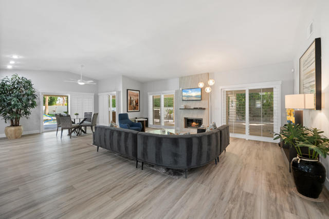 39060 Kilimanjaro Court, Palm Desert CA: https://media.crmls.org/mediaz/392b0fc2-4ce9-421d-8d31-00be47da3b70.jpg